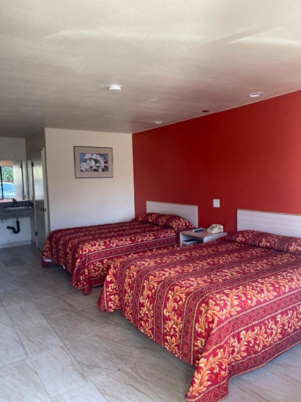 Star Lodge Motel-Oceanside Виста Екстериор снимка