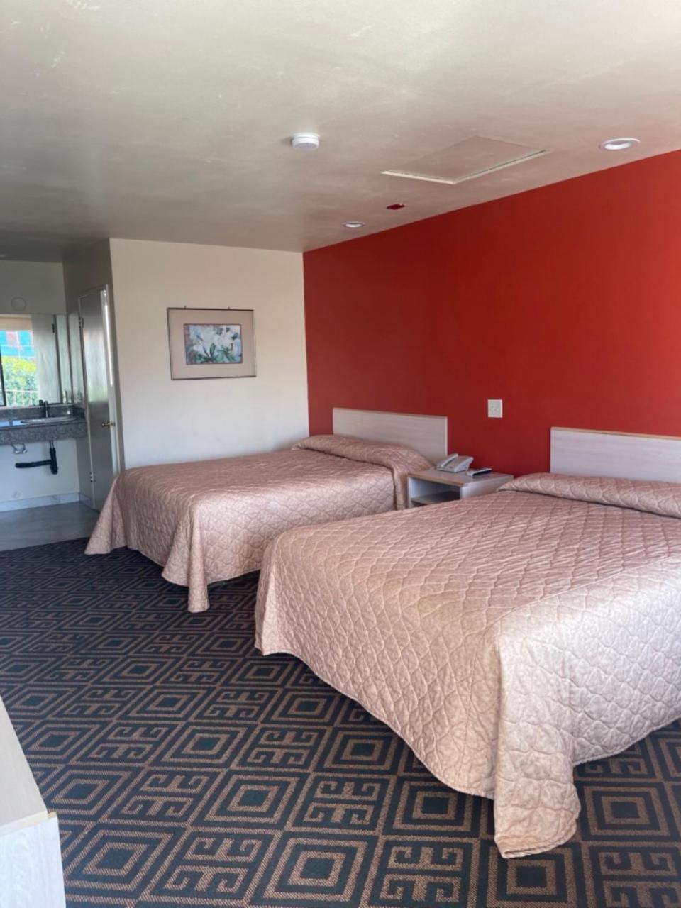 Star Lodge Motel-Oceanside Виста Екстериор снимка